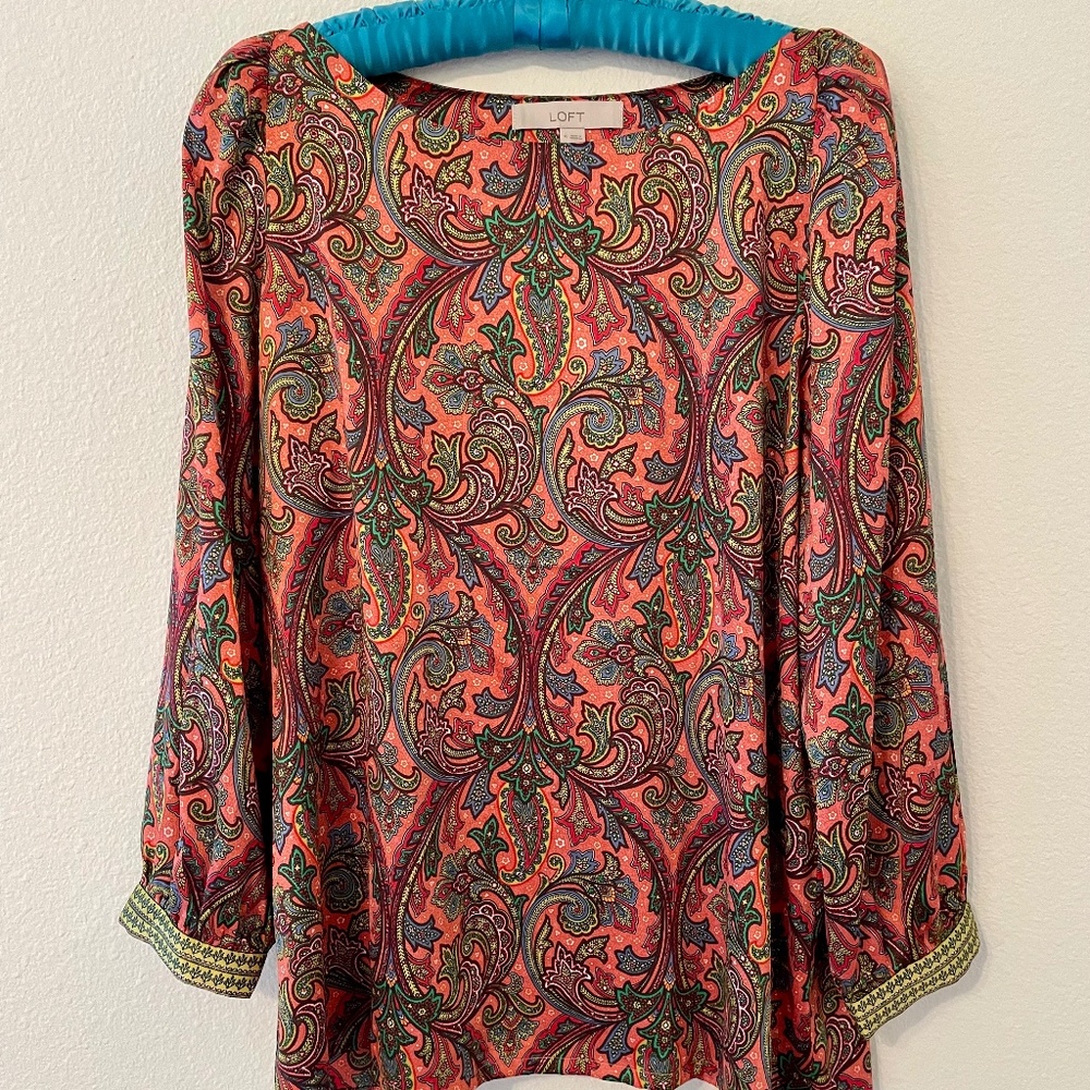 Great with jeans or green khaki's shirt